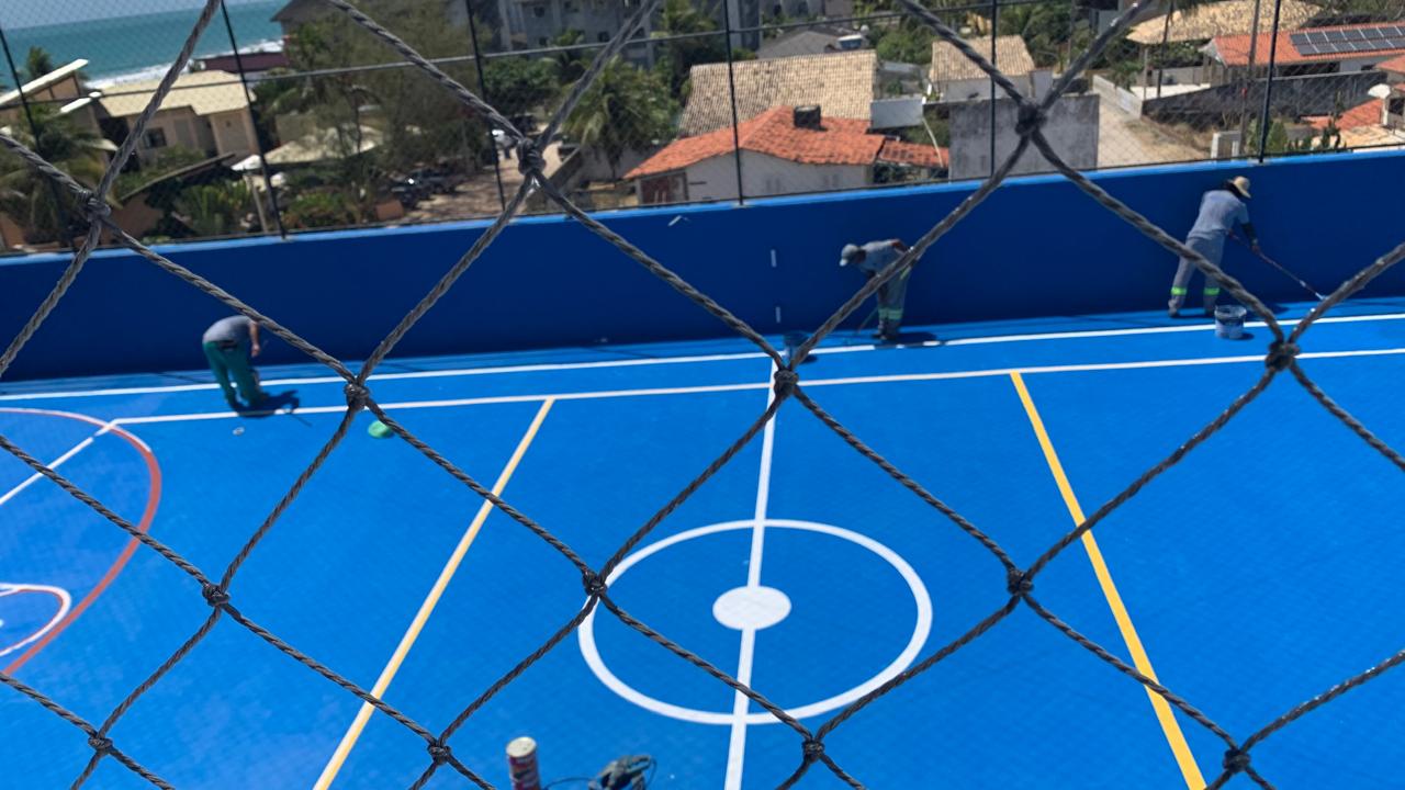Pintura de quadra poliesportiva